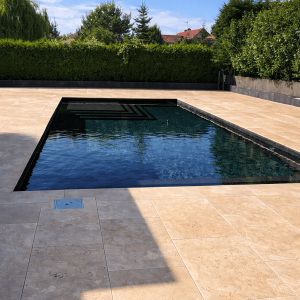 Taras z trawertynu - płyty tarasowe z kamienia naturalnego